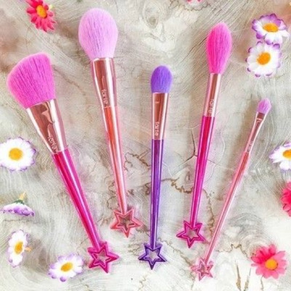 Tarte makeup brush pretty things & fairy wings 🌸 - Picture 2 of 8